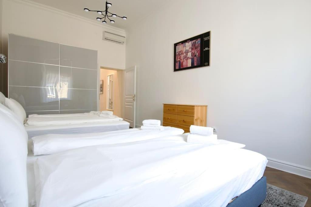 Premium Apartment By Hi5- Anker Apartment Budapeşte Dış mekan fotoğraf