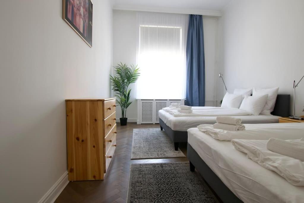 Premium Apartment By Hi5- Anker Apartment Budapeşte Dış mekan fotoğraf