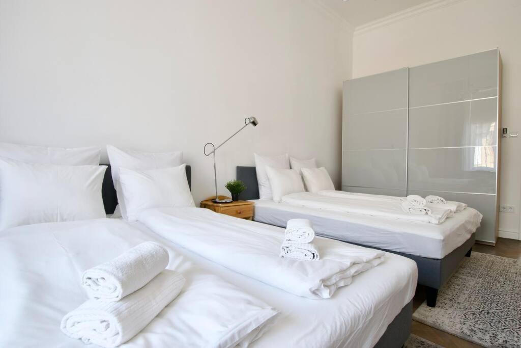 Premium Apartment By Hi5- Anker Apartment Budapeşte Dış mekan fotoğraf