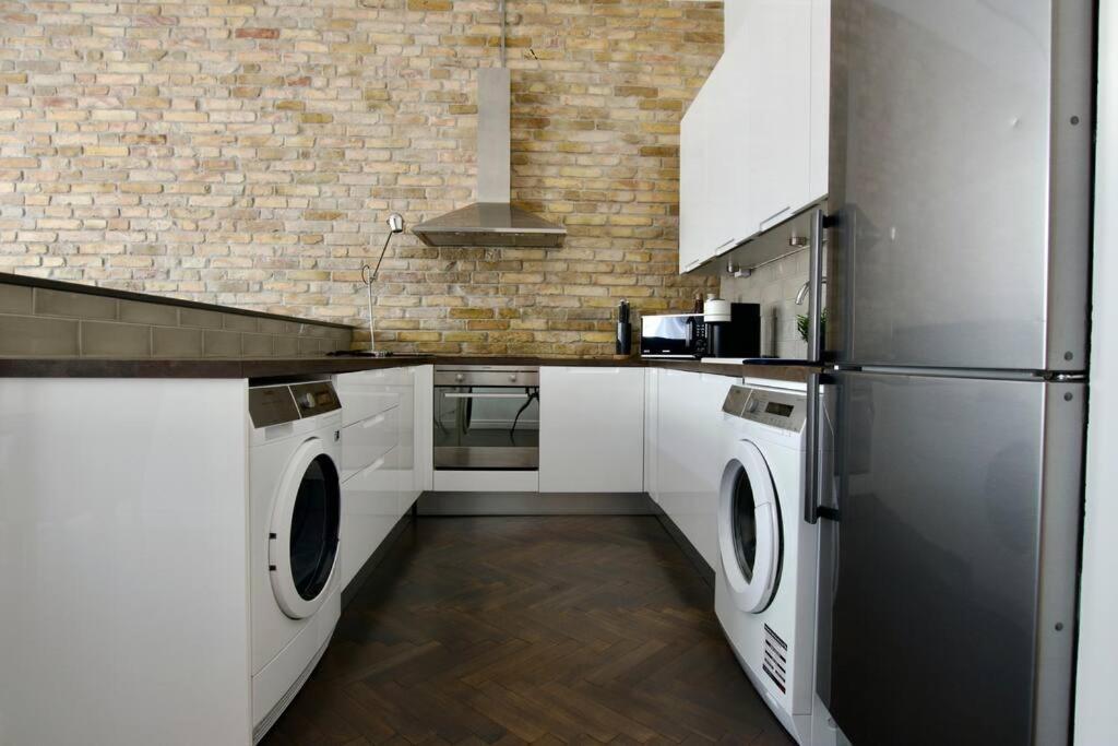Premium Apartment By Hi5- Anker Apartment Budapeşte Dış mekan fotoğraf